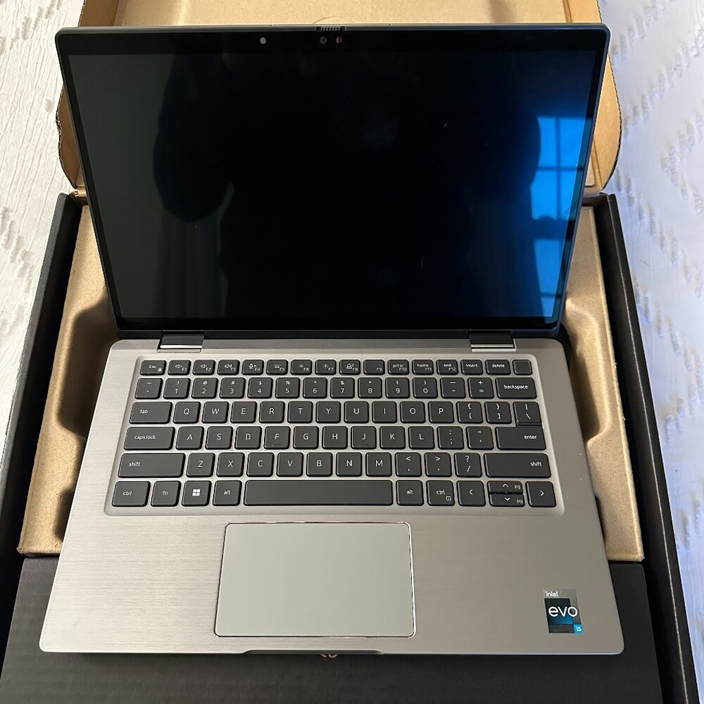 Dell 2 in 1 laptop/tablet